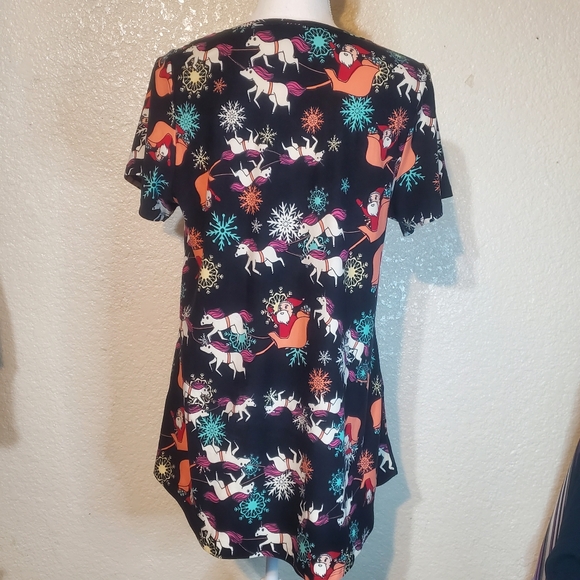 XMAS Santa Unicorn Reindeer Whimsical Size M LuLaRoe Butter Soft High Low Amy - Picture 4 of 12